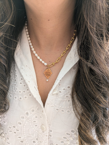 Collier Wisal