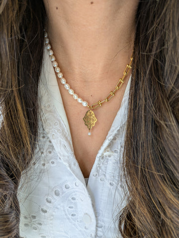 Collier Wisal